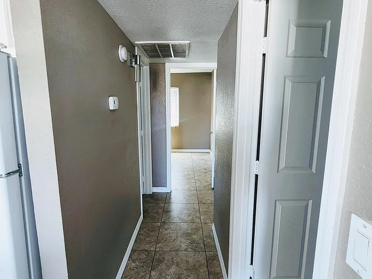 6229 Bellota Dr #C — Photo 10