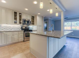 22307 Miranda St, Woodland Hills, CA 91367