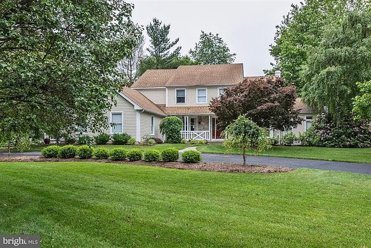 Joshページ 814 Joshua Ct, Moorestown, NJ 08057 | Zillow