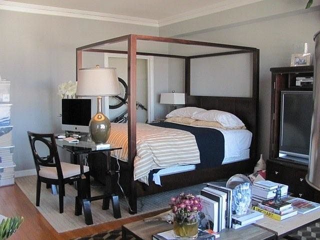 bedroom area