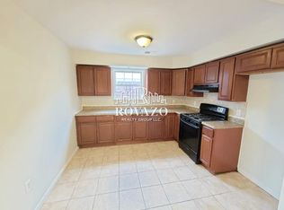 146 Badger Ave FLOOR 2, Newark, NJ 07108