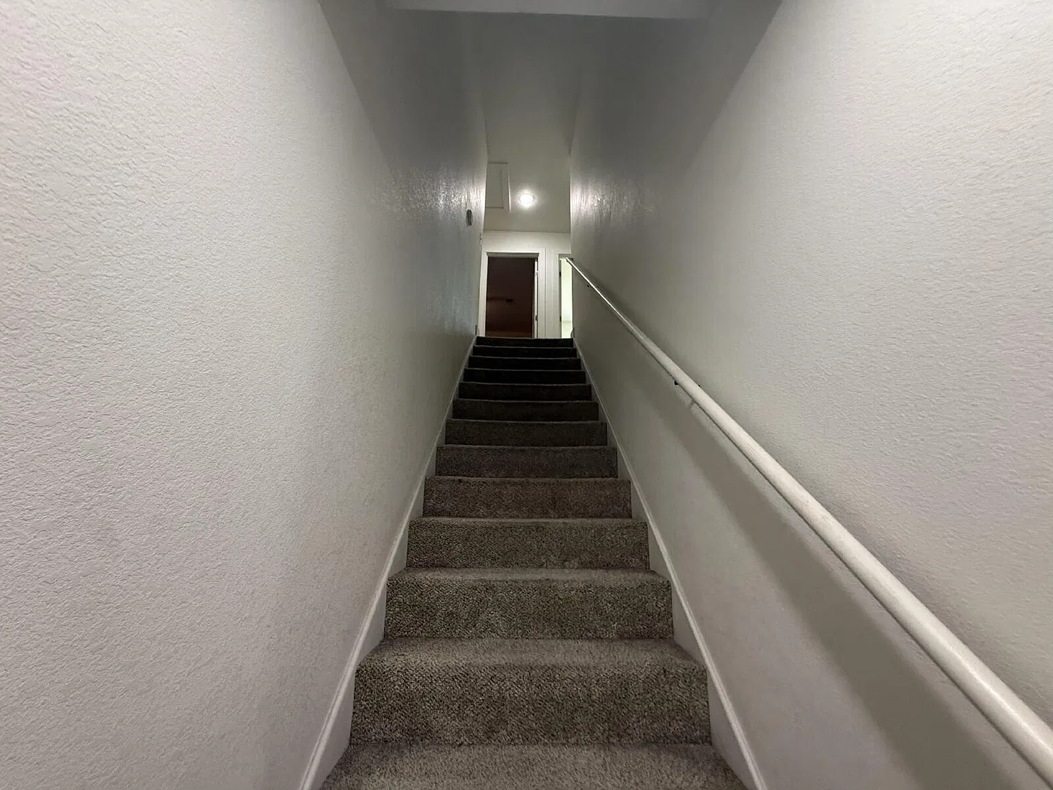4 bed, 2.5 bath, 1683 sqft, $1,695 — Photo 4
