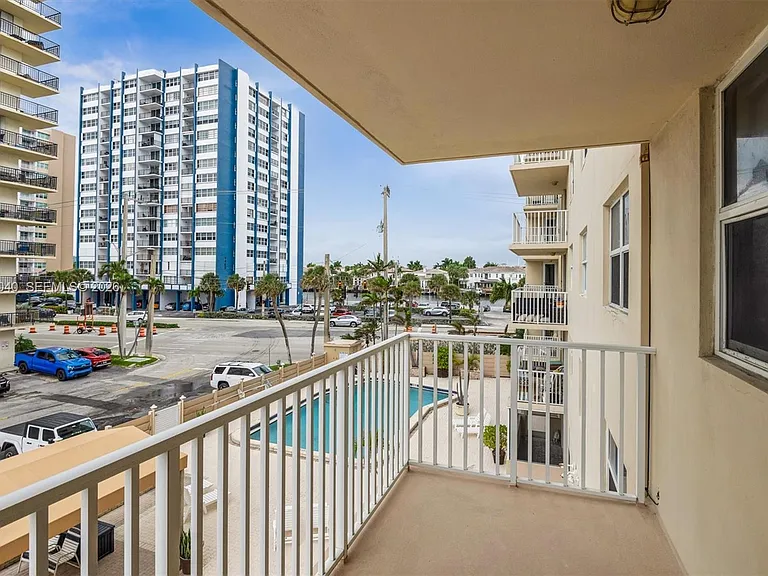 1401 S Ocean Dr #306 — Photo 12