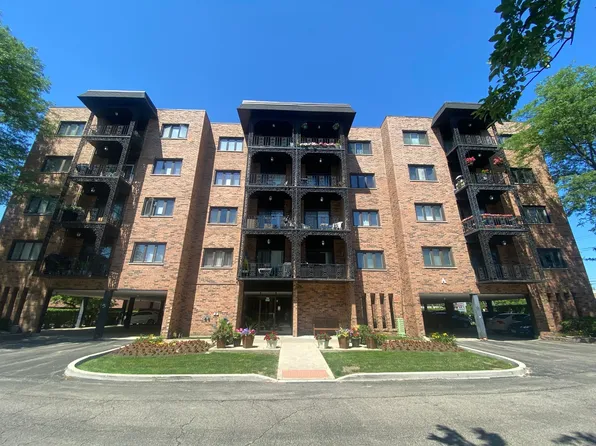 9375 Landings Ln Unit 504, Des Plaines, IL 60016