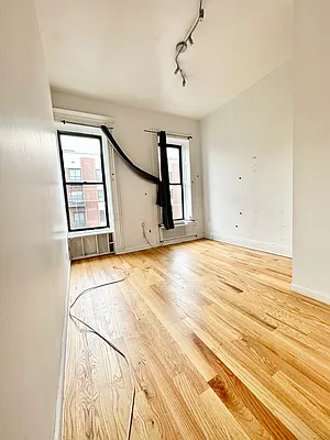 Rented by Bedford And Dean LLC | media 18