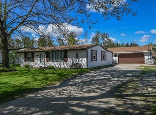 9907 Saratoga Dr, Caledonia, WI 53108