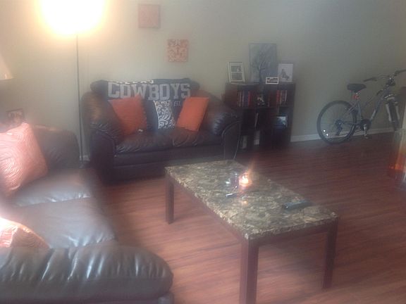 4th image of 3142 E Lake Dr