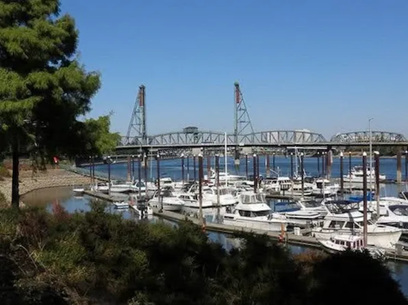 1710 SW Harbor Way #501, Portland, OR 97201