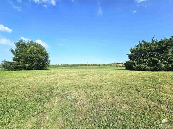 1603 Wyndham Heights Dr, Manhattan, KS 66503