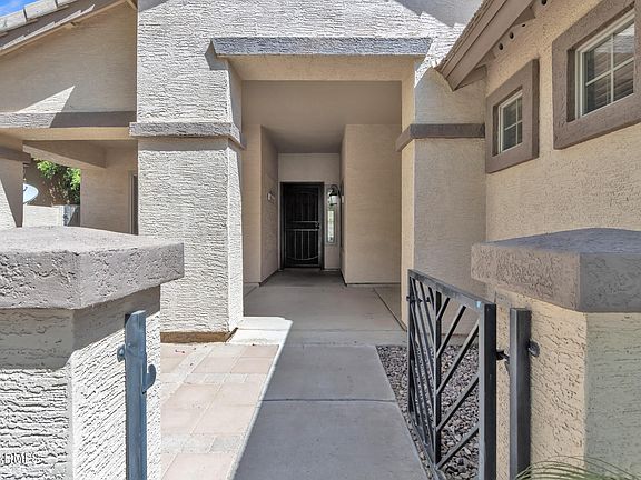 4th image of 4968 E WESTCHESTER Drive