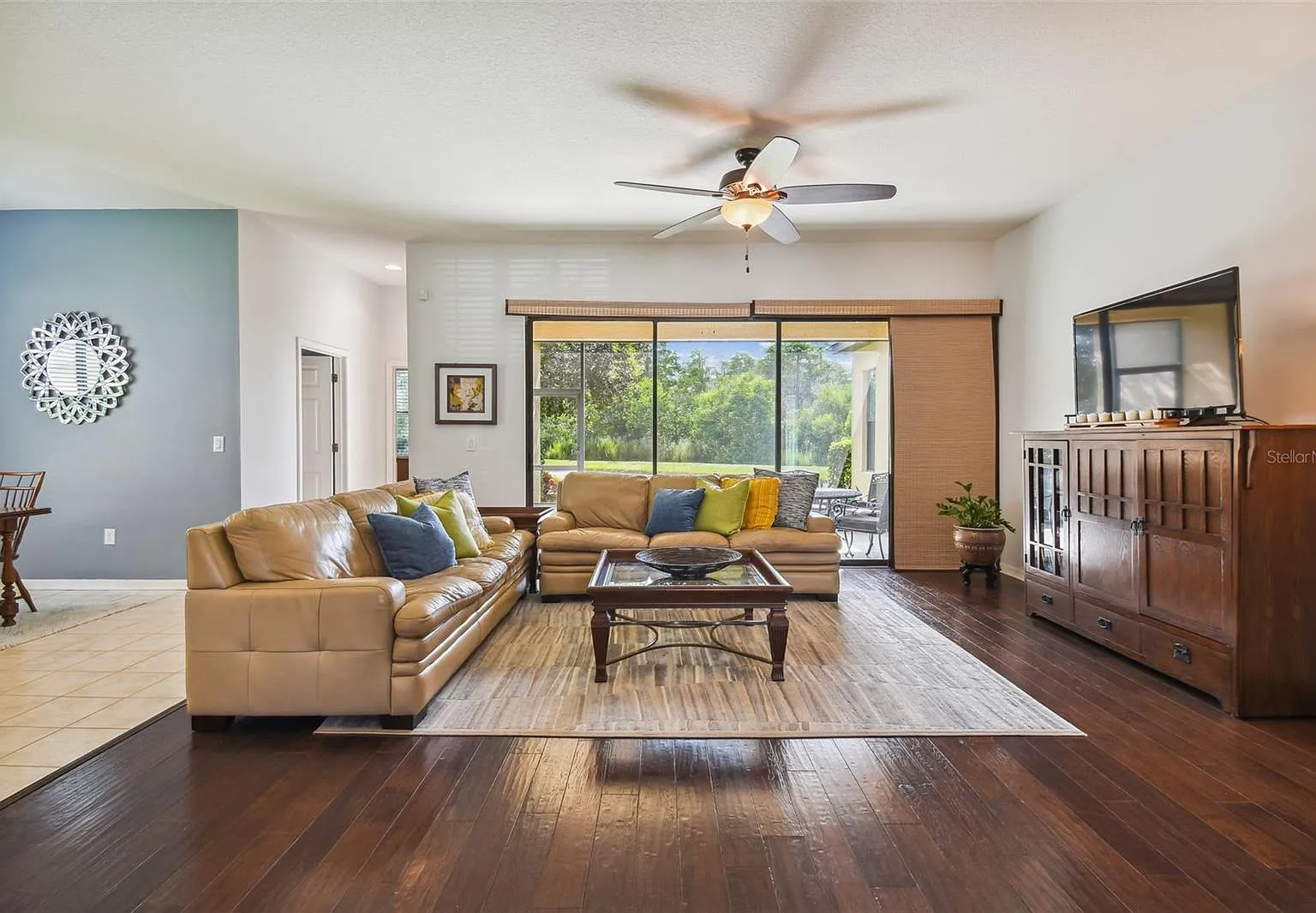 5 bed, 3182 sqft, $4,400 — Photo 4