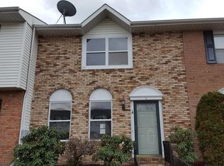 208 Buttercup Ct, Exeter, PA 18643