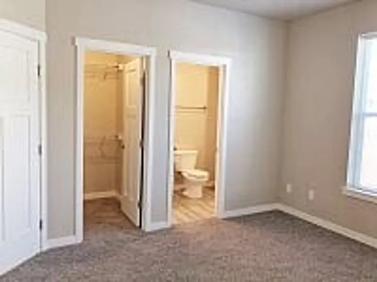 2510 Kulshan St — Photo 12