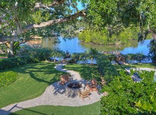 3327 S Shamrock Rd, Tampa, FL 33629