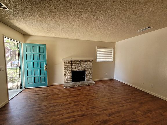 2nd image of 143-149 S Peppertree Ln #143