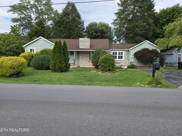 3303 Butler St, Pigeon Forge, TN 37863