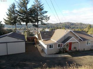 428 A St, Myrtle Point, OR 97458