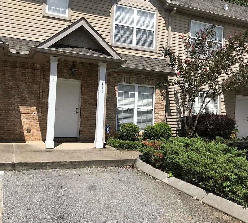 1st image of 111 Bankside Ln