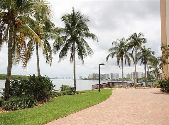 5th image of 4265 Bay Beach Ln APT 1026
