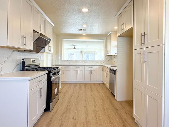 4th image of 7948 Cavalier Way