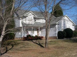 2013 Pembooke Forest Dr, Winston Salem, NC 27106
