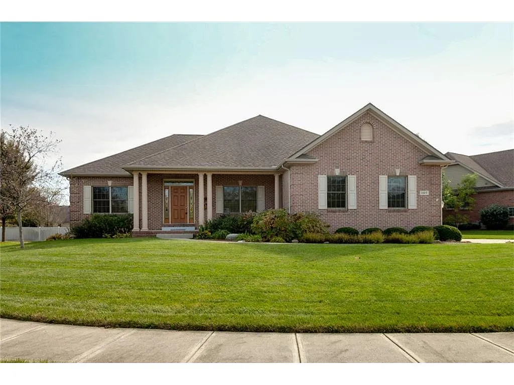 107 Peggys Path Ct photo 1