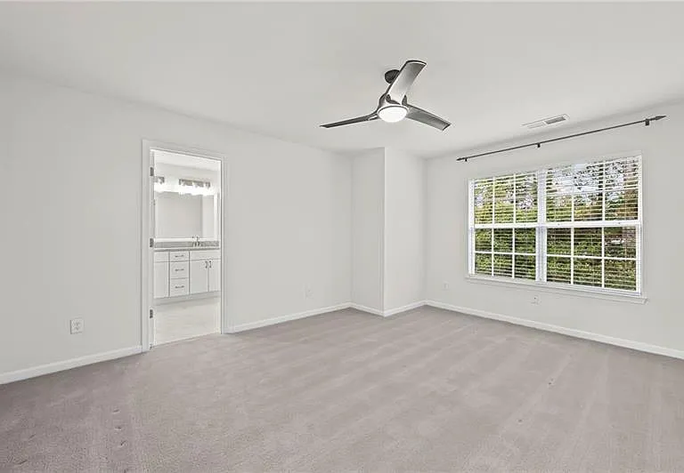 5662 Lawley Dr — Photo 17