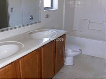 3rd image of 6436 Duck Hill Springs Dr