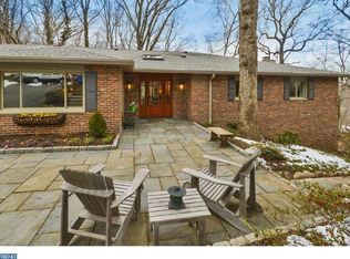 24 Spring Tree Ln, Yardley, PA 19067