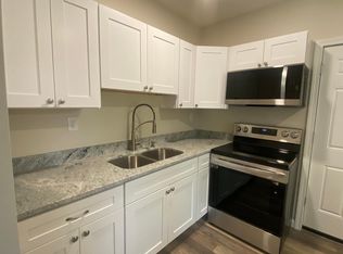 49 Sachem St #8, Norwich, CT 06360