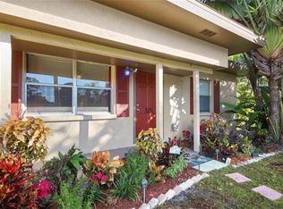 3251 New England St, Sarasota, FL 34231