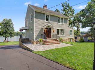 21 Musconetcong Ave, Stanhope, NJ 07874