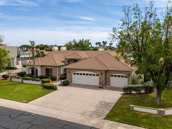 2nd image of 4647 E GARNET Circle