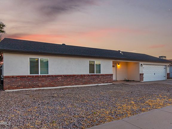 2nd image of 2711 E ISABELLA Avenue