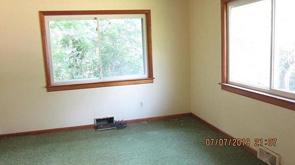 4th image of 34 Karlada Dr