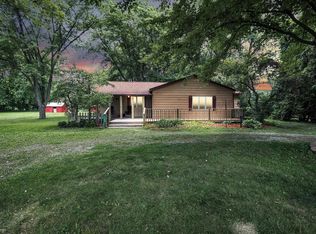 9645 Webster Rd, Freeland, MI 48623