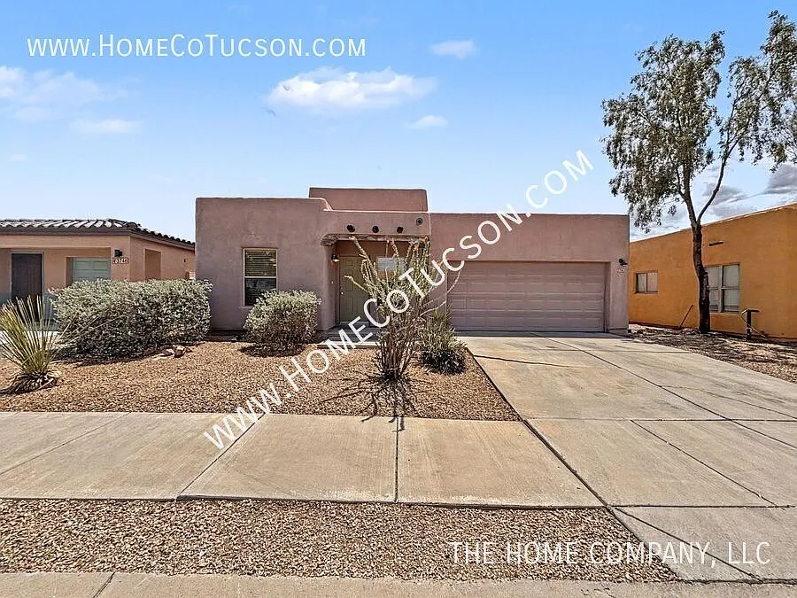 Building Photo - 5738 E Calle De Hielo Dulce