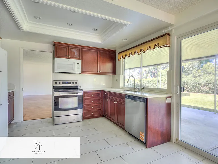 2352 Birch Log Way — Photo 6