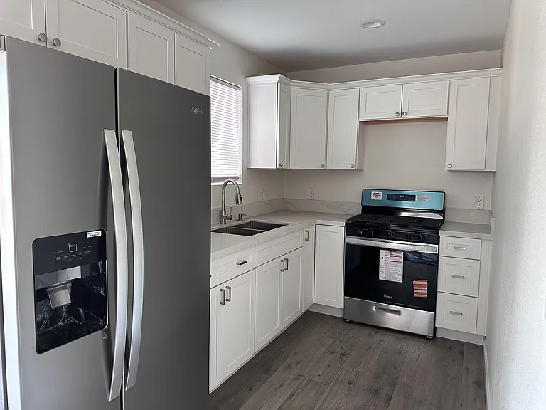 590 Augusta Dr — Photo 1