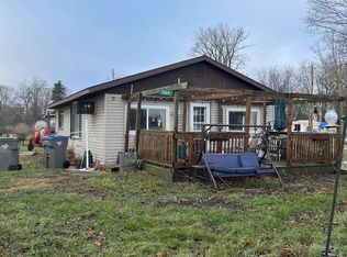 7532 W Lake Park Rd, Warsaw, IN 46582