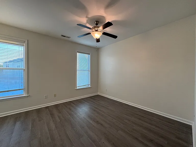 214 Glenhaven Ln — Photo 26