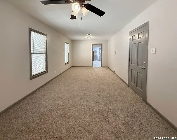 203 Hot Wells Blvd — Photo 4