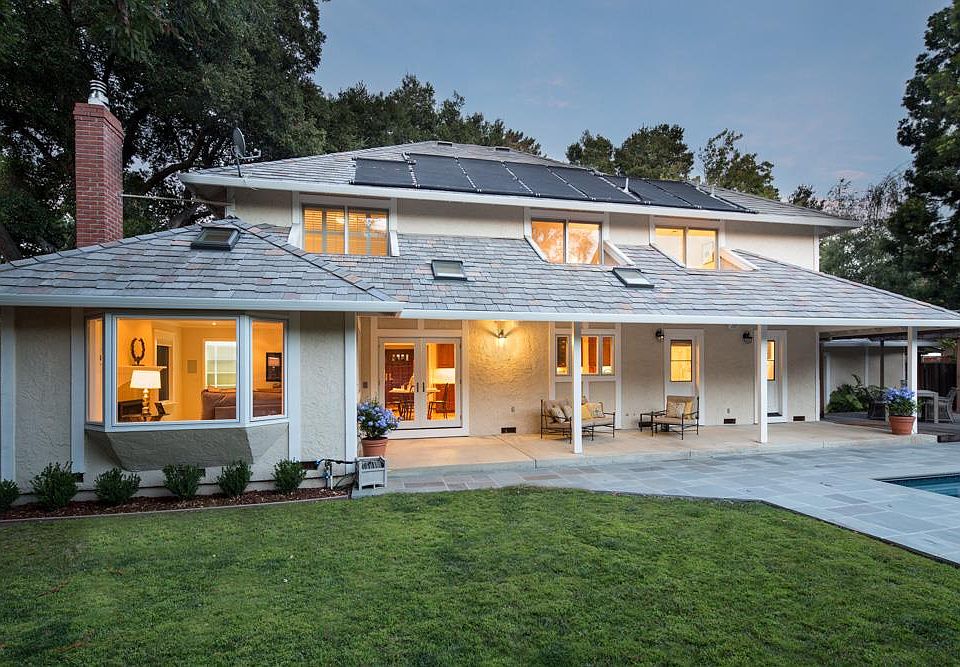 1st image of 111 Pepper Dr