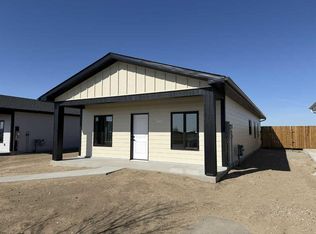 7046 E 48th St, Taber, AB T1G1N7