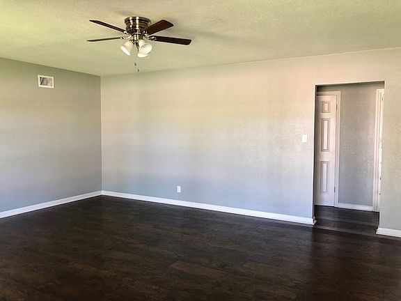 3rd image of 1008 NW Fort Sill Blvd