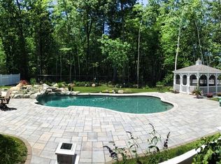 9 Partridge Run, Ayer, MA 01432