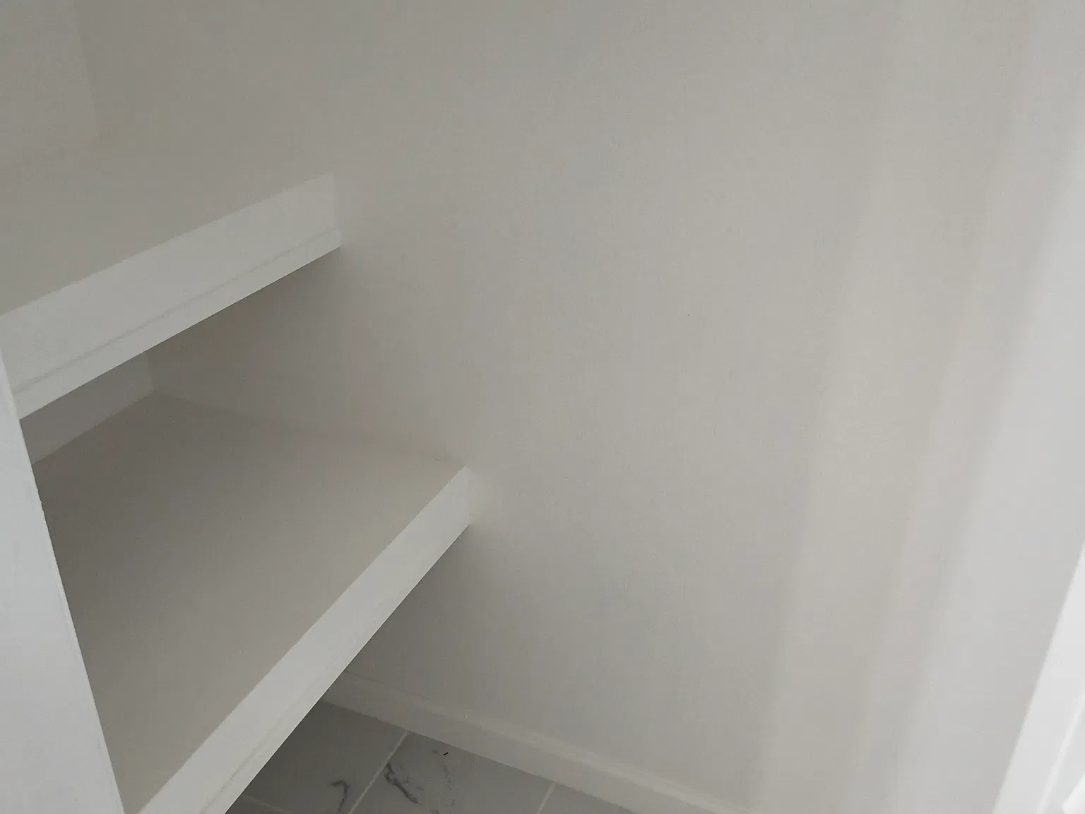 2 bed, 1400 sqft, $1,800 — Photo 4