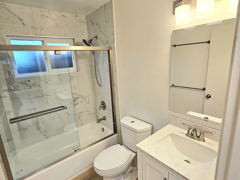 2062 Main St — Photo 14