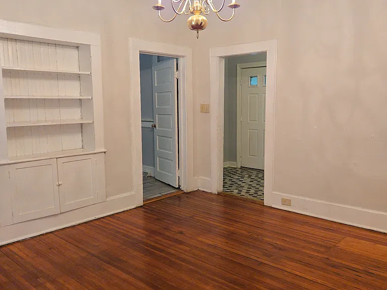 700 Summit Ave — Photo 6