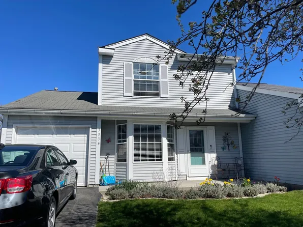 3334 Southport Dr Unit 3334, Island Lake, IL 60042